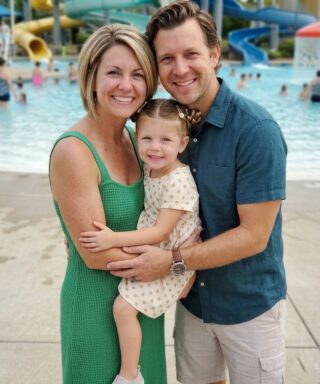 My 5-Year-Old Daughter D.ied – After Her Funeral, I Found a Flash Drive and a Nurse’s Note That Said, ‘Your Husband Is Lying to You. Watch the Video’